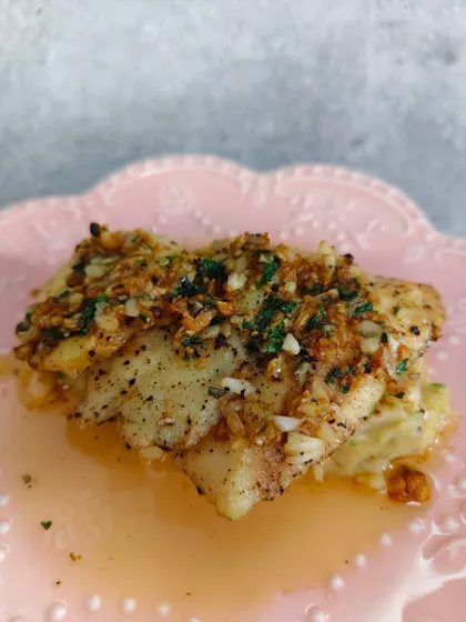 A classic done right. Our Lemon Butter Garlic Fish is pan-seared to perfection and served over a bed of creamy sweet potato mash for a flavor that melts and lingers.