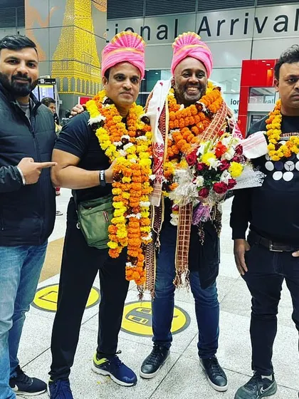 Another photo of the warm welcome at the airport. It's a proud moment for Indian MMA.