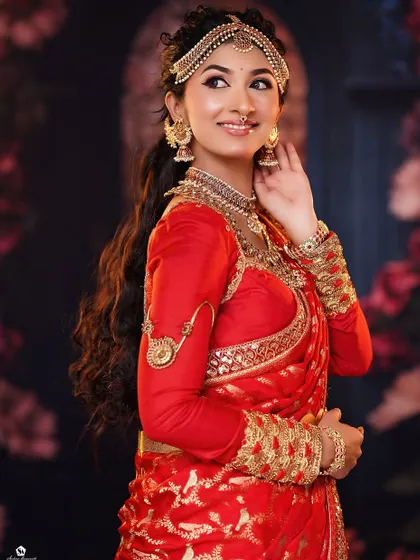 Another view of this timeless bridal hairstyle, perfect for a traditional wedding ceremony.