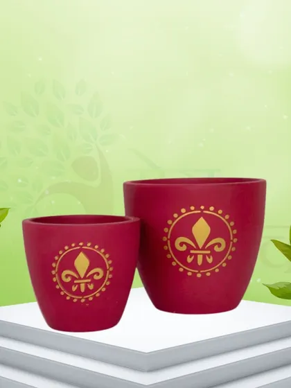 Our Terracotta Red Gold Finish pots feature a classic symbol and come in two sizes, 4-inch and 6-inch. They are perfect for creating a matching set.