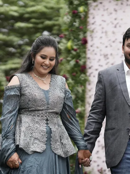 A candid shot of Sahana and her partner. Her soft, natural makeup is perfect for this outdoor pre-wedding shoot.