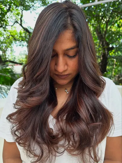 A beautiful 'Chocolate Mahogany Brown' color, perfect for adding richness and warmth.