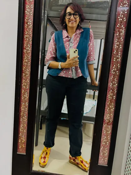 The full look of my Thursday outfit, from the waistcoat to the mustard shoes.