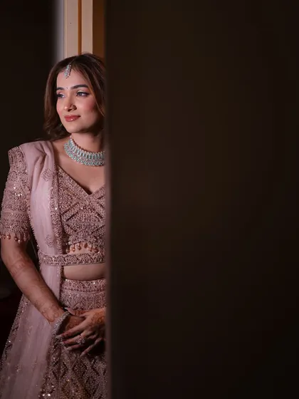 A delicate and pretty look for a morning Roka ceremony. The makeup is kept light and fresh to suit the daytime event.