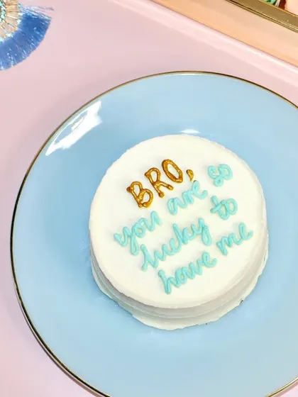 "Bro, you are so lucky to have me." This cheeky bento cake is one of our most popular designs for Rakhi. It's the perfect way to add a little fun and laughter to your celebration.