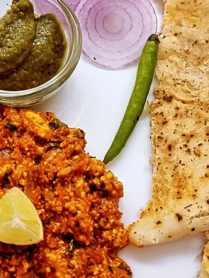 My Amritsari Paneer Bhurji is a real crowd-pleaser. I cook fresh paneer in a rich, tangy tomato gravy with simple spices and serve it with soft kulchas. It’s a perfect main course for any lunch or dinner party.