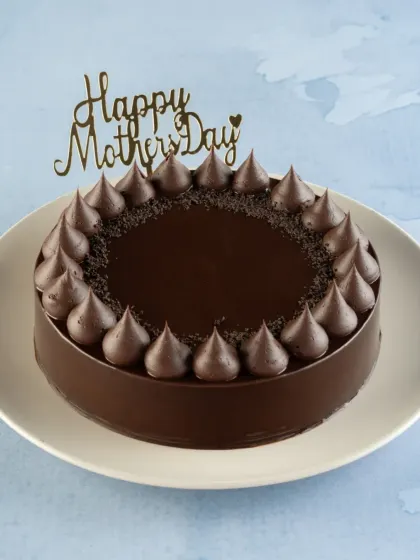 For health-conscious moms, I offer a 'No Added Sugar / Gluten' chocolate cake. It's just as indulgent and delicious, making it a thoughtful Mother's Day treat.