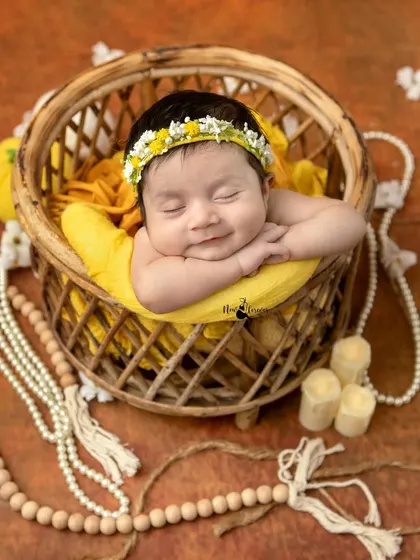 This is the kind of magic I live for. A peaceful, sleeping newborn with the sweetest little smile. I focus on creating a calm and safe environment in my studio to capture these serene moments, especially within the first 10 to 20 days.