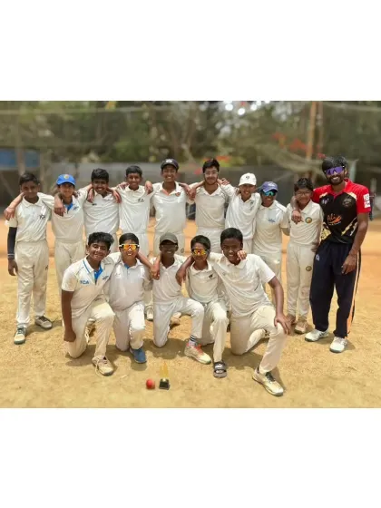 Another shot of our victorious U-14 team, celebrating their win in the Summer Carnival.