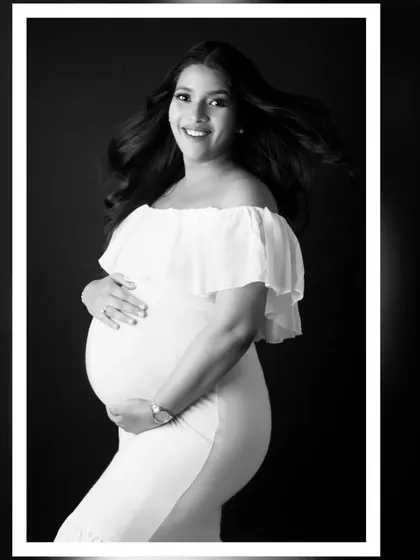 Black and white photography adds a classic, timeless feel to your maternity portraits. It strips away all distractions and focuses on your expression and the beautiful bond you already have with your baby.