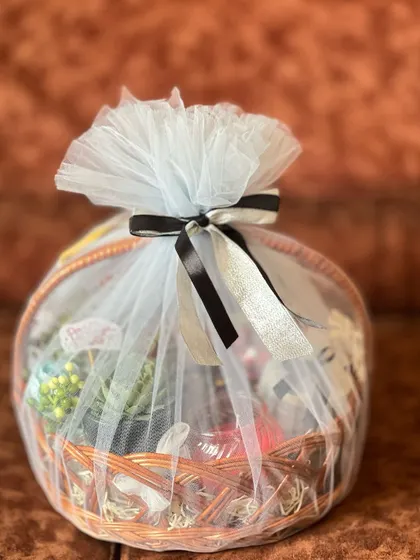 A second photo of the birthday gift hamper, showing the consistency in my wrapping style.