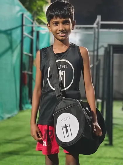 This young athlete is proud to be part of the Califit team, sporting his official gear.