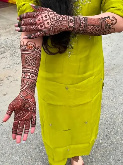 This photo showcases the rich, dark stain of a full bridal mehndi design after the paste has been removed. My henna guarantees this deep color for your wedding day.