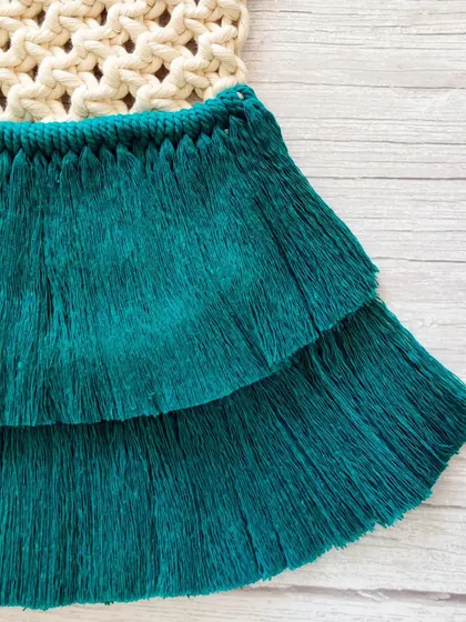 The texture of the brushed-out yarn is so soft.