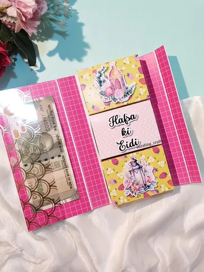 Another view of the multi-compartment Eidi envelope.