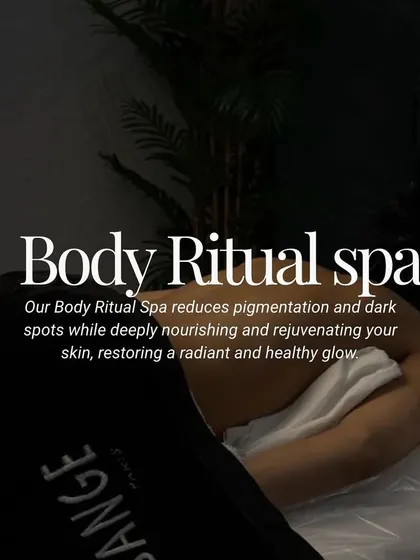 Upgrade your self-care with our Body Ritual Spa. This treatment is designed to reduce pigmentation and dark spots while deeply nourishing your skin, restoring a healthy and radiant glow.