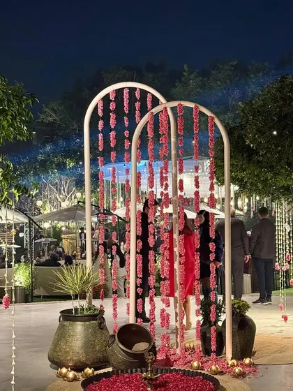 A beautiful entrance setup, the backdrop for another glowing review.