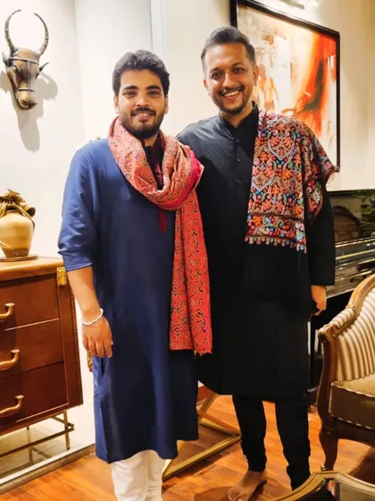 An evening of music with my dear friend and brilliant musician Anirudh Varma at a private event in Kolkata. The warm ambiance made the evening truly special.