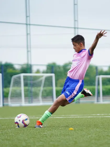 A player from Loyola School, Pune, practices his shooting technique at our UWA facility.