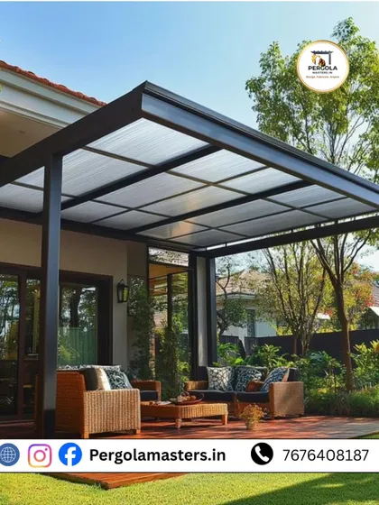 This attached glass pergola demonstrates how we can extend a home's living area. The translucent roof allows for soft, diffused light, creating a bright and comfortable outdoor seating area that is shielded from direct sun and rain.
