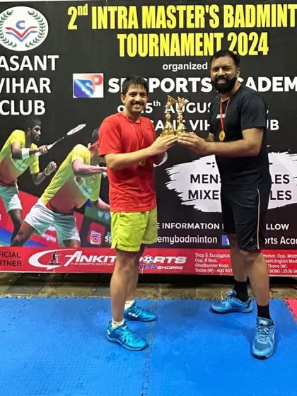 Semi-finalists from the Intra Masters Tournament.