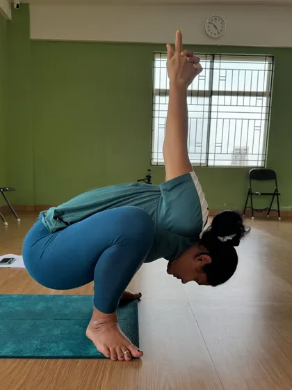 Can you squat with ease? This is Malasana, a fundamental pose for hip flexibility and relieving back stiffness. If this is a challenge, it’s a sign to start your yoga journey to become younger, stronger, and truly happier.