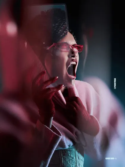 A dramatic, emotional moment captured for Ponny Mag, using a Fresnel sheet for a unique blur effect.