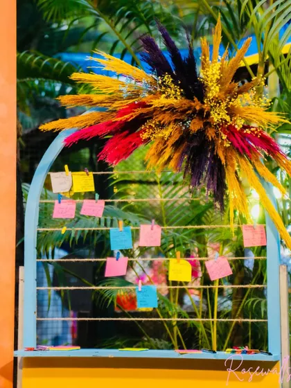 An interactive element for guests. This message board allowed friends and family to leave sweet notes for the couple celebrating their anniversary.