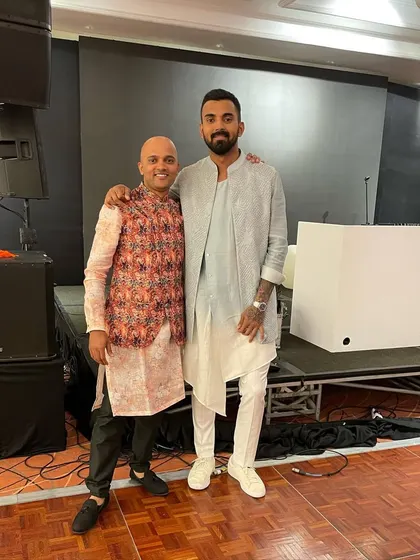 It was an honor to play for this wedding in Bahrain and meet some incredible people, including the talented cricketer KL Rahul. The celebration was top-notch, and the energy was amazing all night.