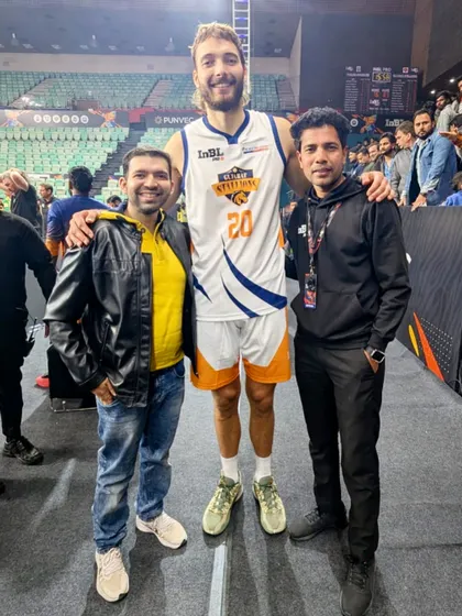It was great to meet Jock Perry, the powerhouse from the Gujarat Stallions, at an INBL game. Connecting with professional players is always an inspiring experience.