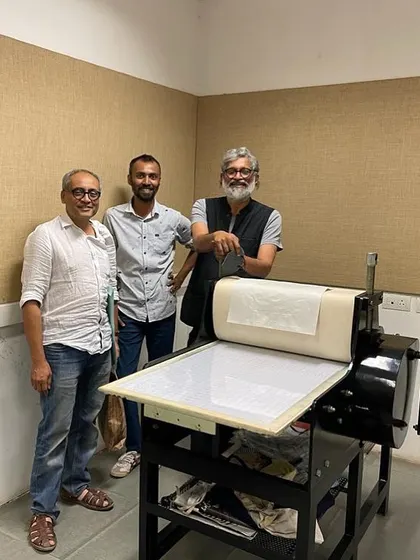 With artist Walter D’Souza and print artist Ryan Abreu at a CEPT University winter school workshop. Exploring other art forms like printmaking helps architecture students think differently about line, form, and composition.