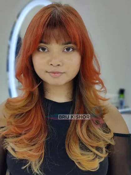 A final portrait of this funky, creative Y2K hair color. It’s a look that is guaranteed to turn heads.