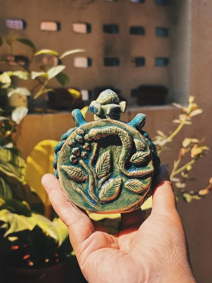 This student came in as a beginner, but her pieces look anything but. Her curious nature made her try things without overthinking, resulting in this bold and dramatic dragon jar and other wonderfully experimental pieces.