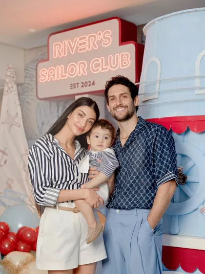 Another family photo from the 'River's Sailor Club' birthday party.