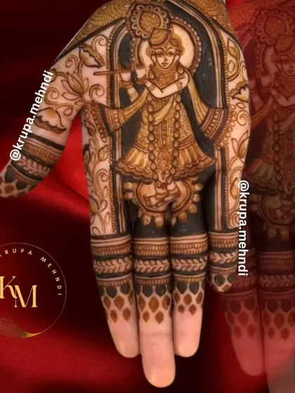 A majestic Shreenathji portrait, perfect for those who hold a deep devotion. This intricate design is a testament to faith and artistry combined. Jay Shree Krishna.