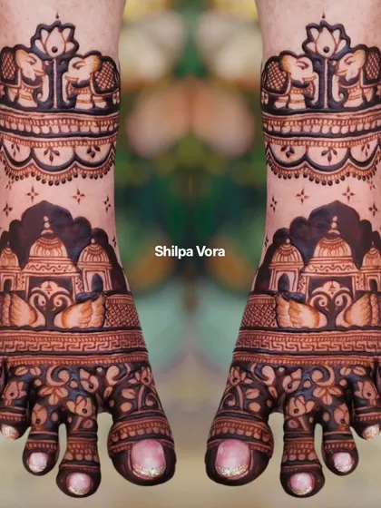 A grand design for bridal feet, featuring palace architecture and swan motifs.
