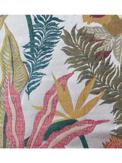 Inspired by the flora of the Western Ghats, this 'Western Ghats' fabric features indigenous botanical prints. It's a beautiful way to celebrate local nature through textile design.