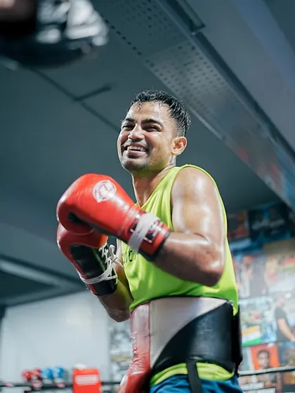 The joy of the grind. Another fighter looking happy and confident during his pre-fight training.