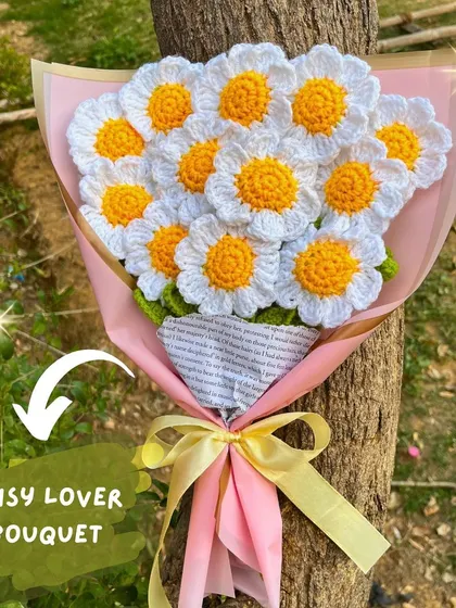 For the daisy lover in your life, this full bouquet of handmade crochet daisies is a dream come true. It's cheerful, bright, and full of happiness.