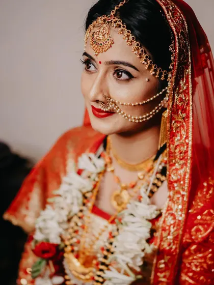 Feeling every bit the bride. The right jewellery gives you a special kind of confidence on your wedding day.