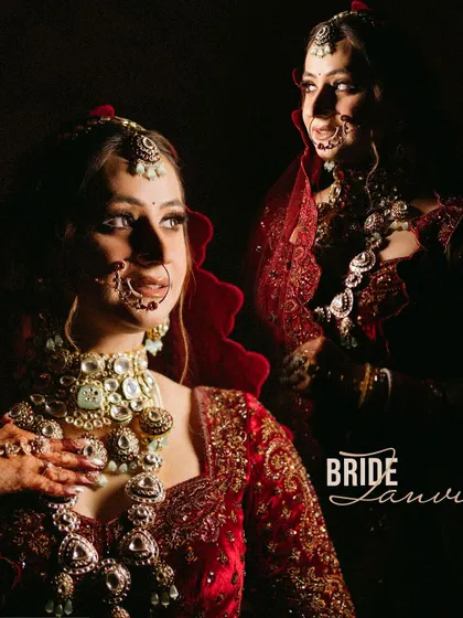 An artistic portrait of the bride, with her name elegantly written, creating a personalized and beautiful image.