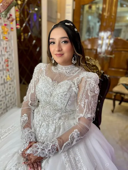 Makeup for a baby shower. My past bride and now mommy-to-be, Tejasvi, wanted a princess vibe, and we delivered!