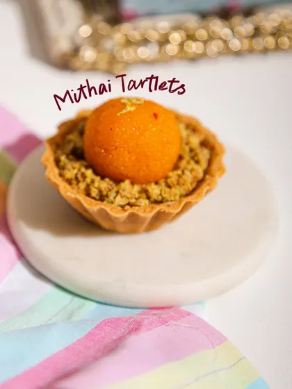 A close-up of our Motichoor Ladoo tartlet, a star of our Rakhi collection.
