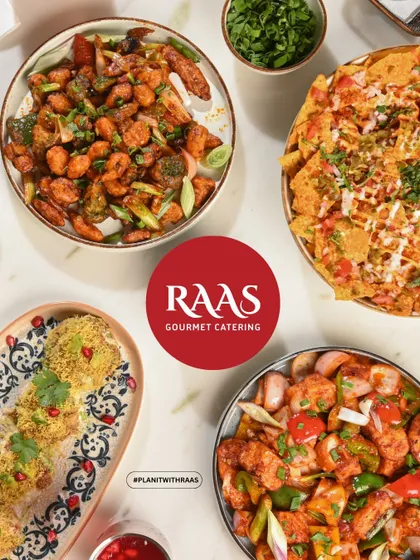 A colourful and tempting platter of my most popular appetizers. This spread includes crispy nachos, spicy chilli paneer, tangy chaat, and a crunchy vegetable starter, showcasing the variety I can bring to your party.