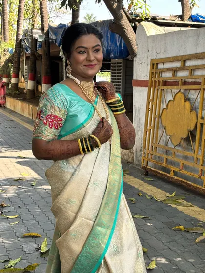The bride looking happy and confident on her engagement day.