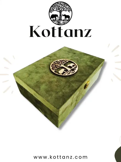 Our Kalpavruksha-themed gift boxes are a beautiful and meaningful choice. The velvet finish and wooden motif make them a luxurious option for any return gift.