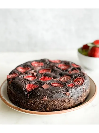 This Strawberry Dense Chocolate Sponge proves that refined sugar-free doesn't mean flavorless. It's packed with fresh strawberries for a guilt-free indulgence.