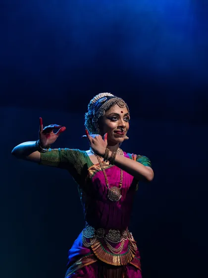 A pose that combines grace and strength, with the hand mudra and facial expression telling a part of the story. This was captured during the Kalāmārga 2024 festival.
