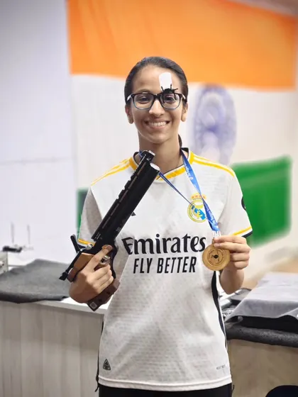 The result of hard work and dedication. Here is my student Veyanka Daga, all smiles after winning a Gold Medal at the MAGC State Level Competition. This is the champion mindset in action.