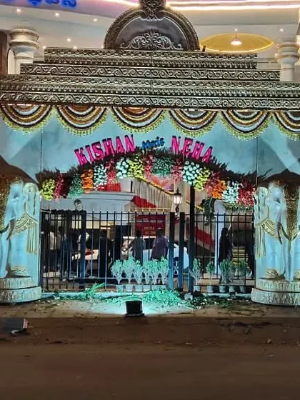 This impressive elephant gate entry was designed for a large event, creating a majestic entrance that sets a grand tone for the celebration.